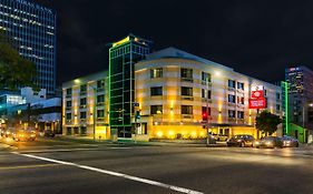 Best Western Plus La Mid-Town Hotel